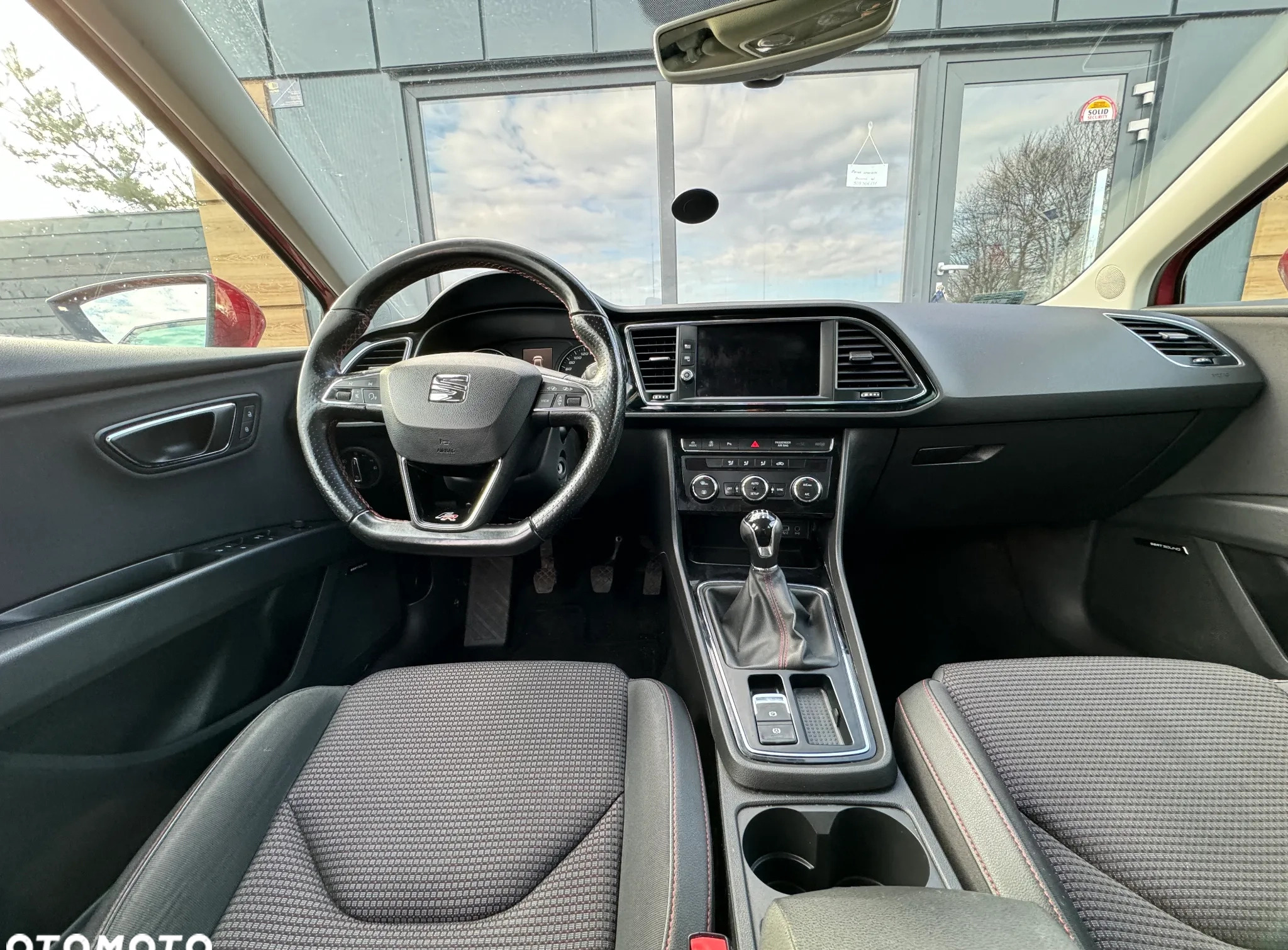 Seat Leon cena 54900 przebieg: 150600, rok produkcji 2018 z Miastko małe 232